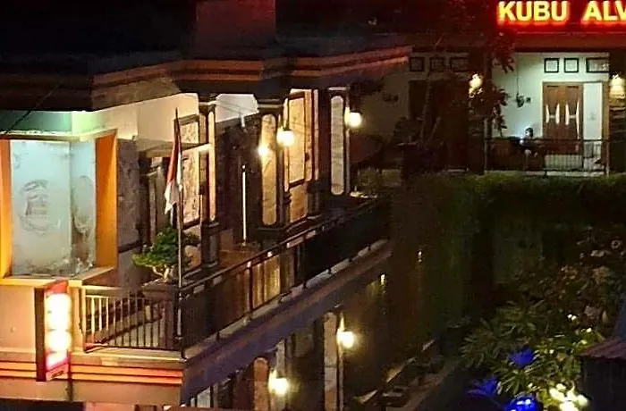 Oyo 3771 Kubu Alvian Hotel 2*